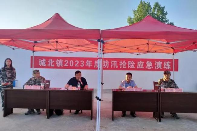 “汛”速行動，以練筑防！金安區(qū)城北鎮(zhèn)開展防汛搶險應(yīng)急演練